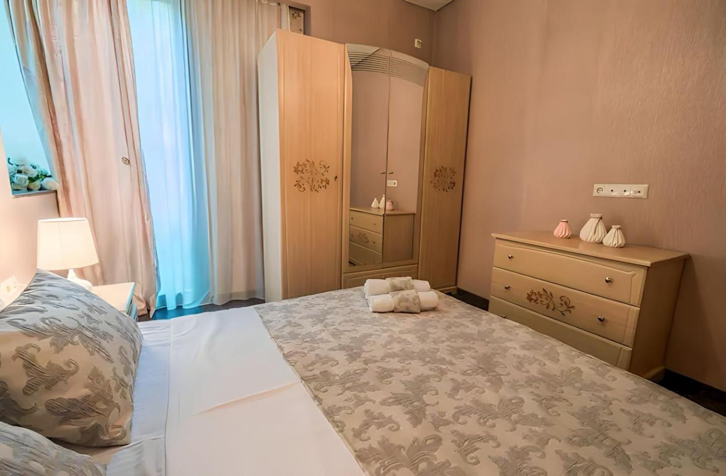 Cabernet Corner Apartamento Tbilisi Exterior foto