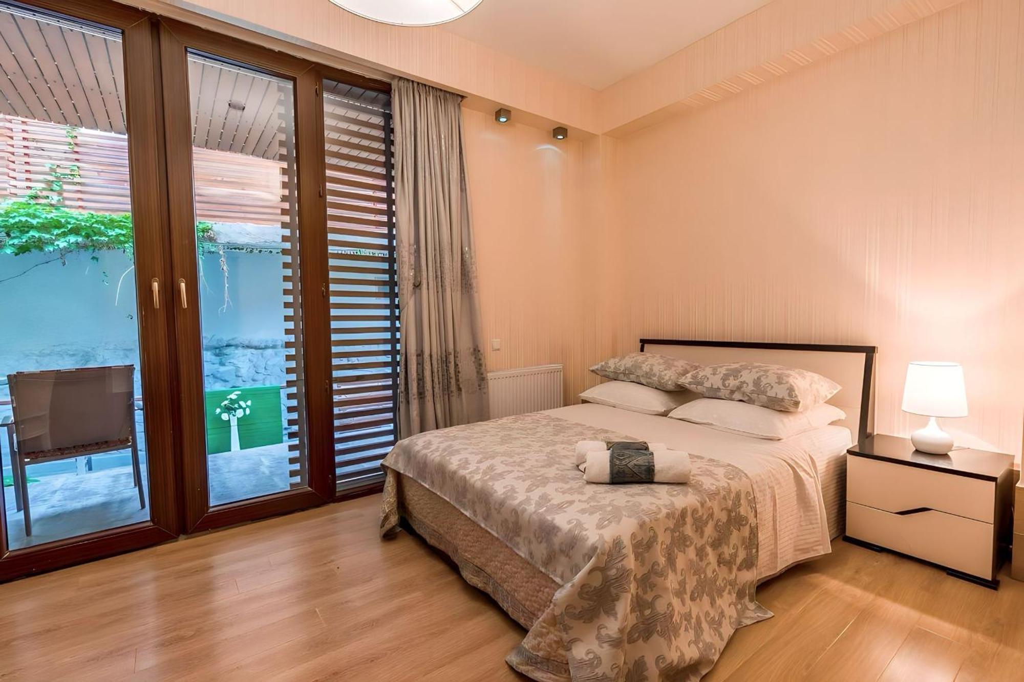 Cabernet Corner Apartamento Tbilisi Exterior foto